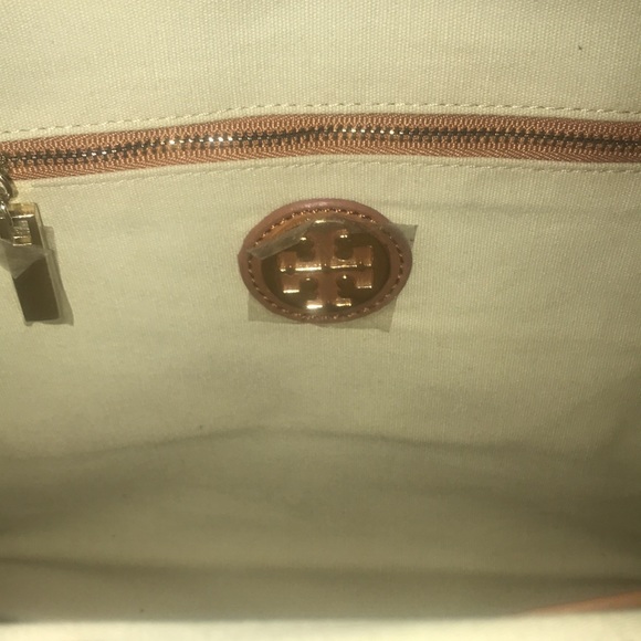 AUTHENTIC TORY BURCH CHEETAH TOTE - Picture 13 of 16